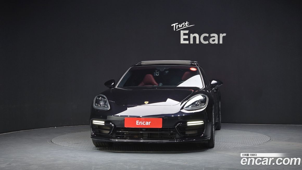 Porsche Panamera 2019