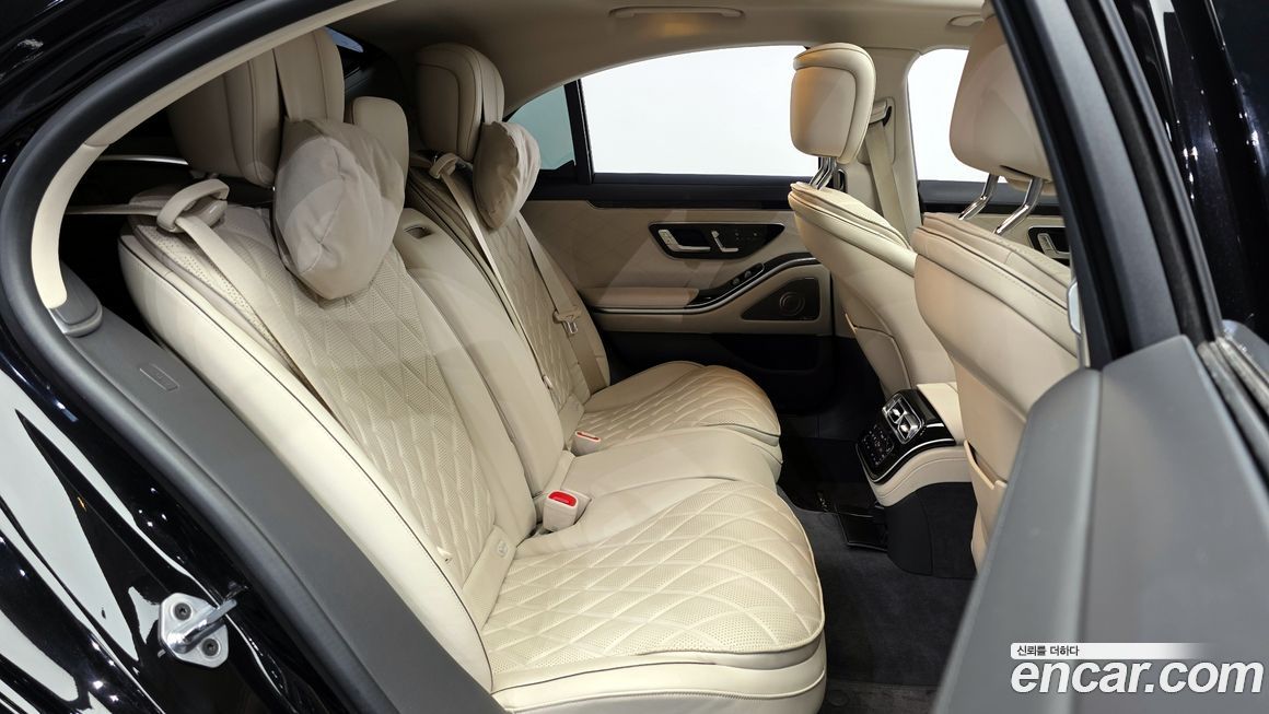 Mercedes-Benz S-Class 2022