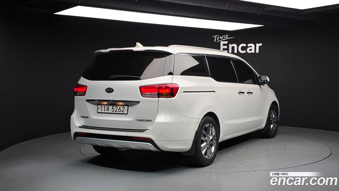 Kia Canival 2016