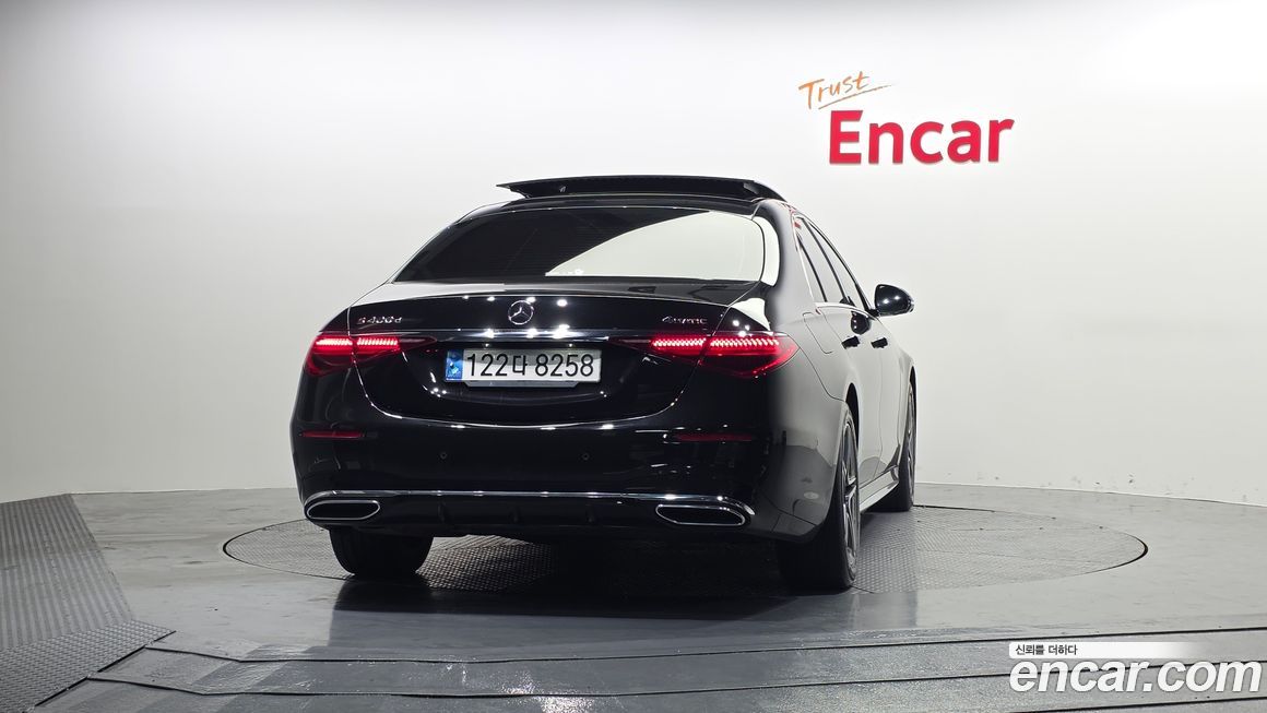 Mercedes-Benz S-Class 2022