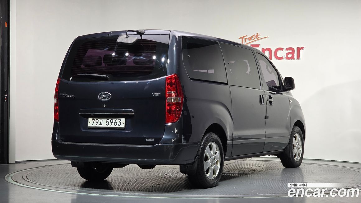 Hyundai Starex 2015