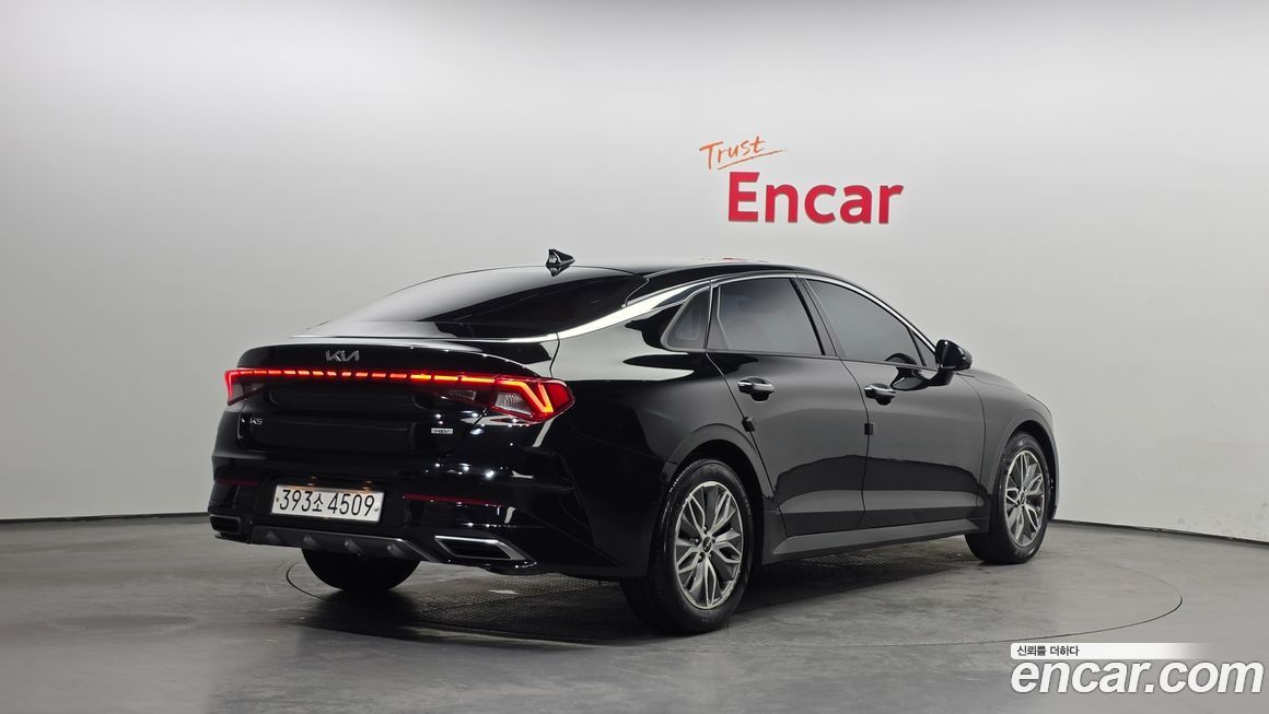 Kia K5 2023