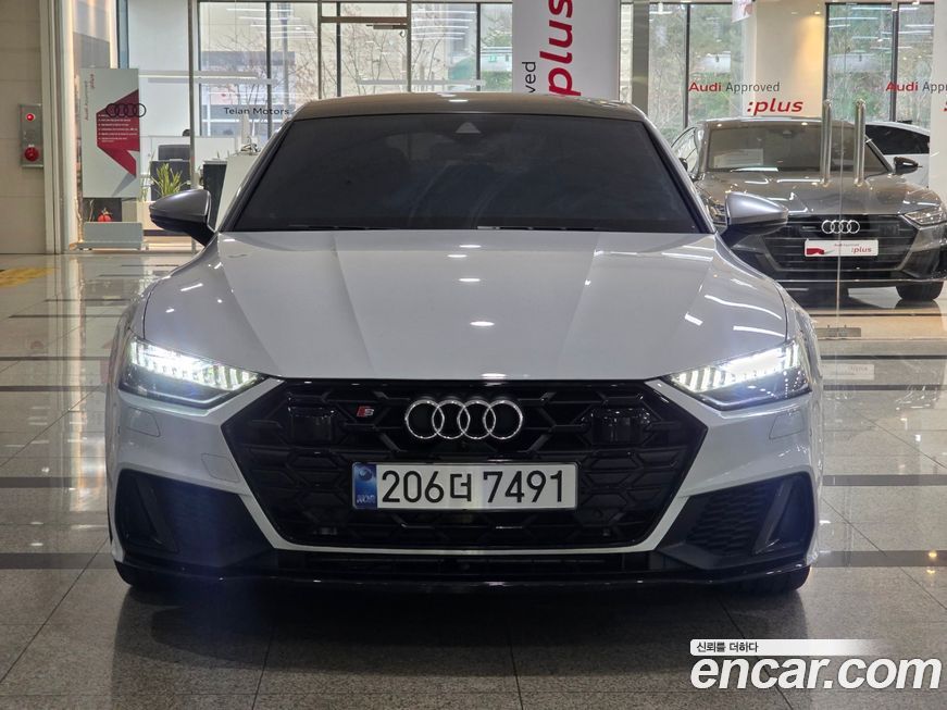 Audi S7 2024