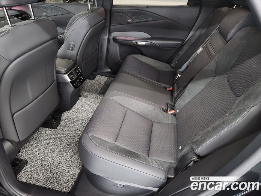 Lexus RX 2025