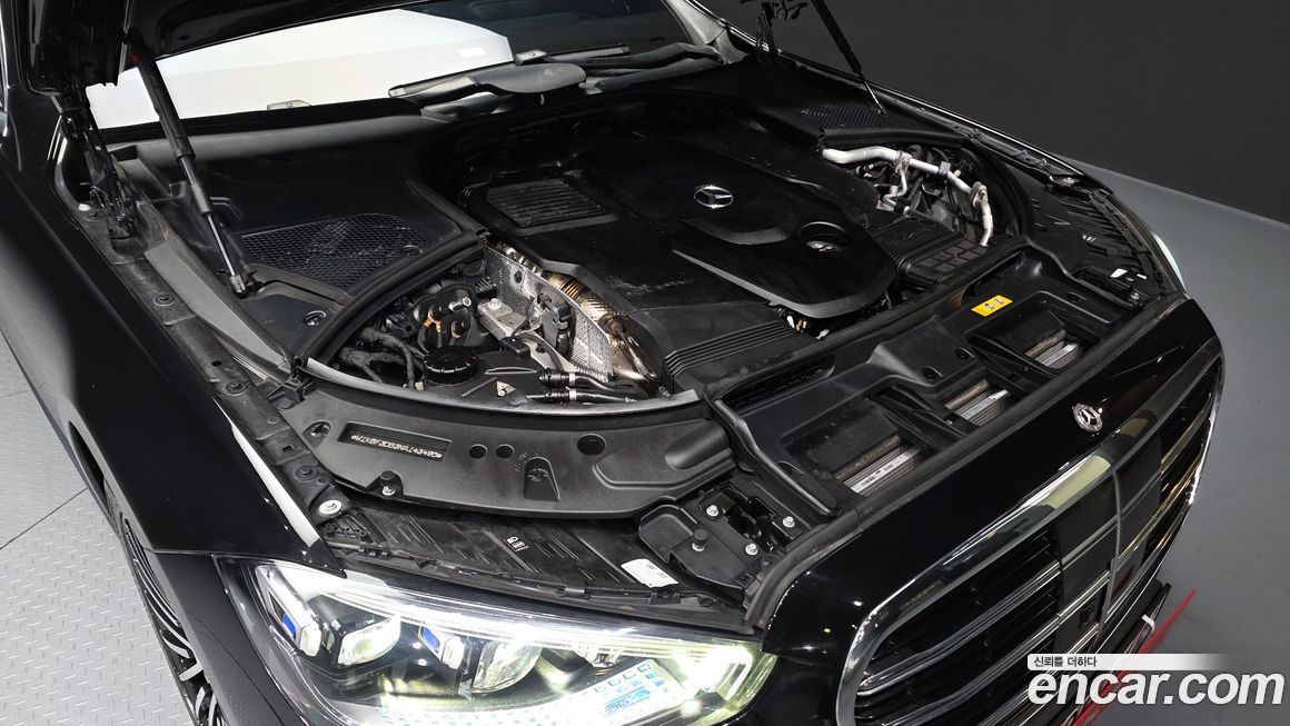 Mercedes-Benz S-Class 2022