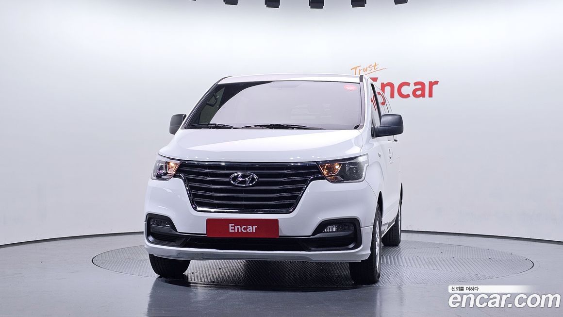Hyundai Starex 2021