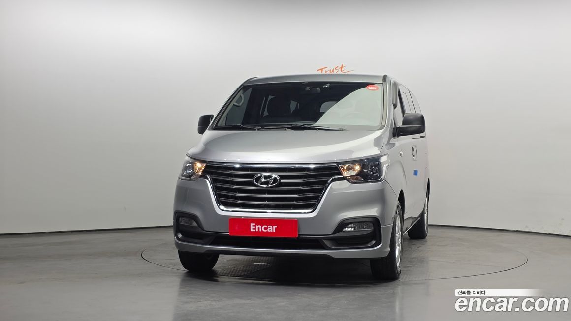 Hyundai Starex 2018