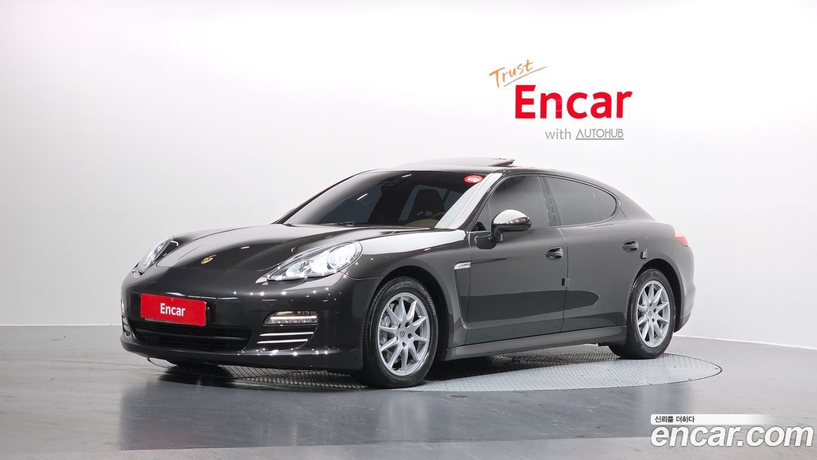 Porsche Panamera 2012