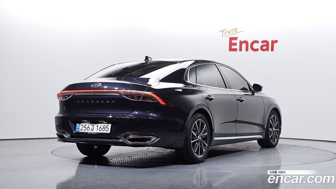 Hyundai Grandeur 2020