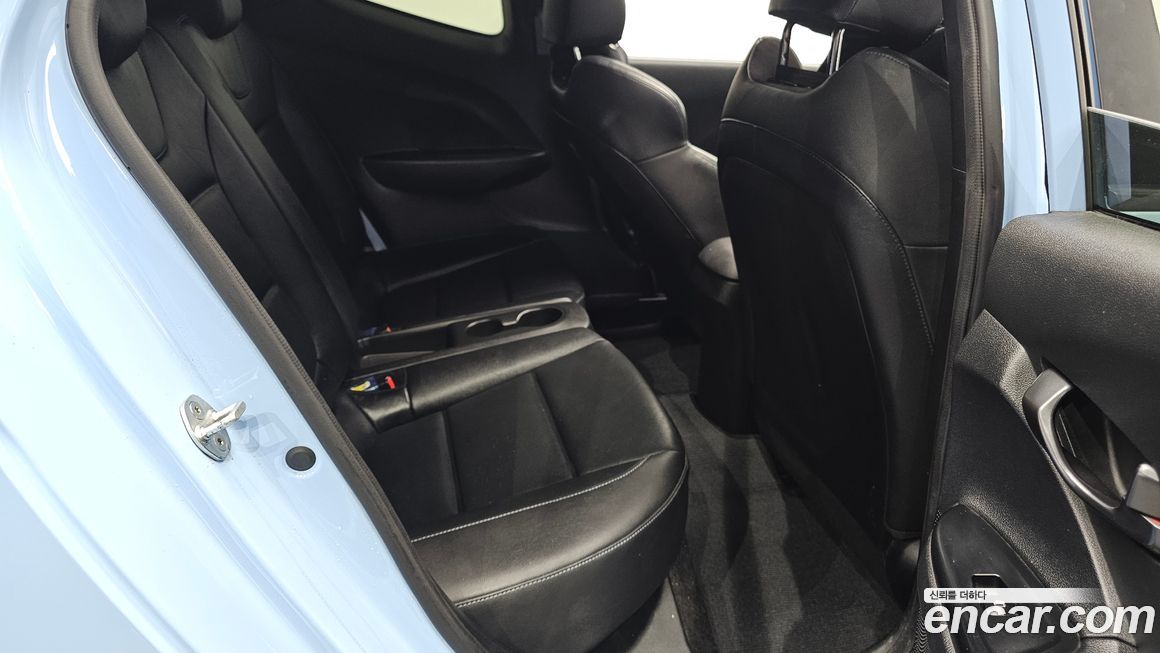 Hyundai Veloster 2022