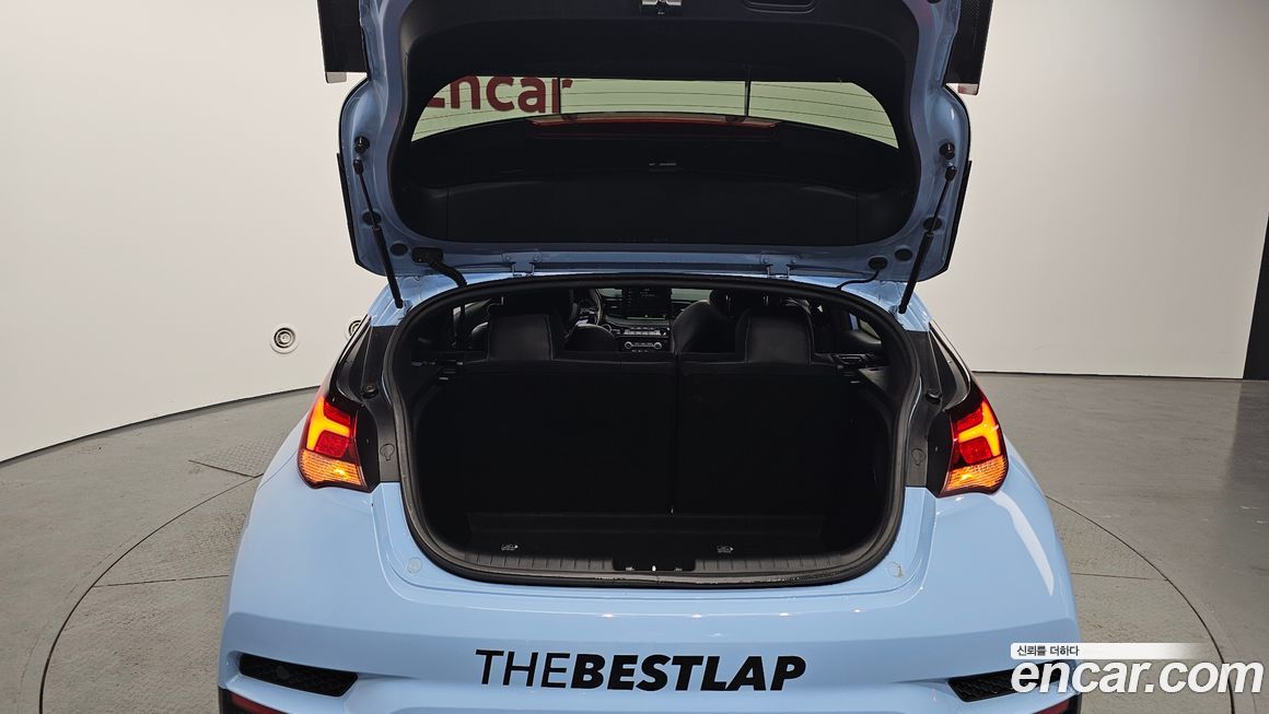 Hyundai Veloster 2022