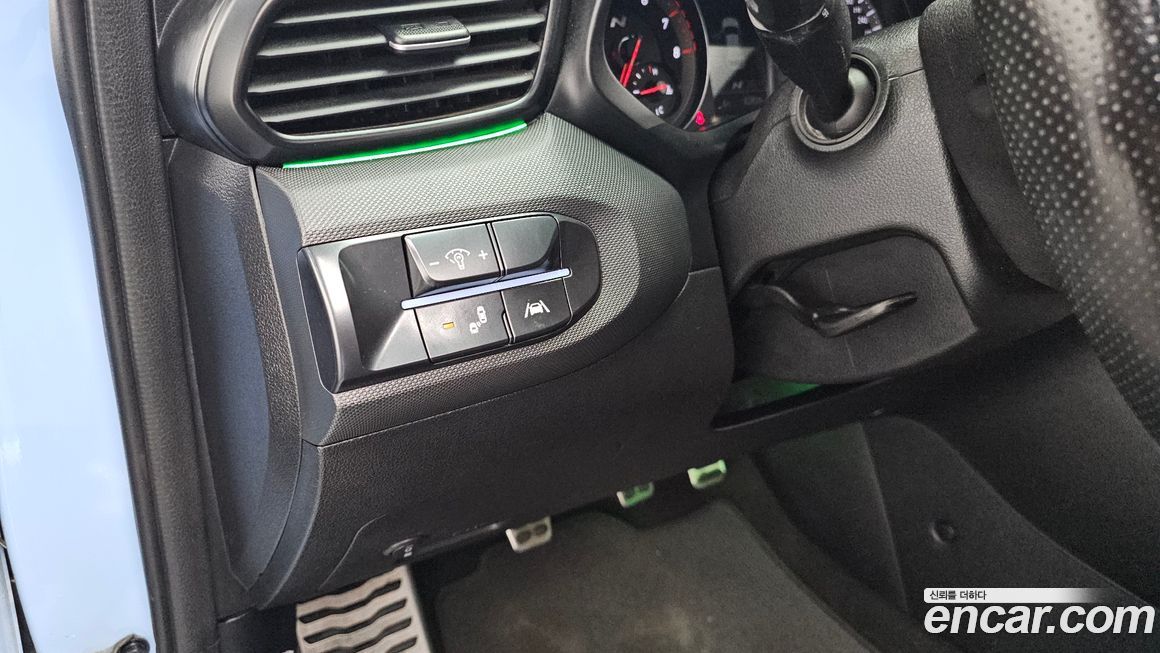 Hyundai Veloster 2022