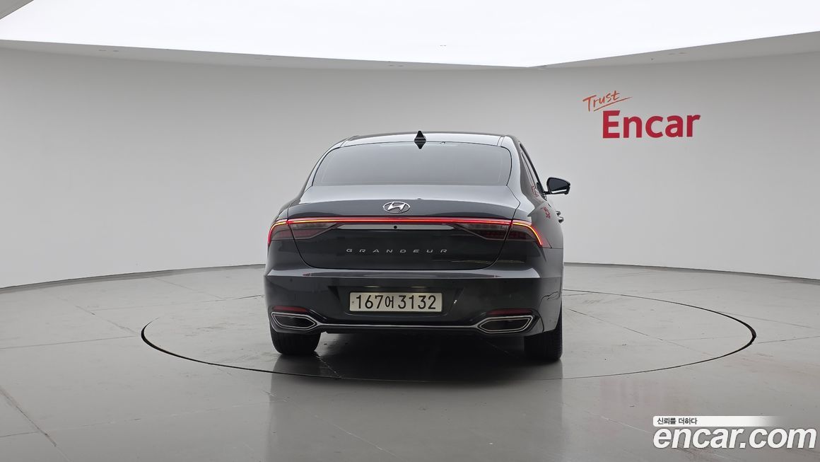 Hyundai Grandeur 2022