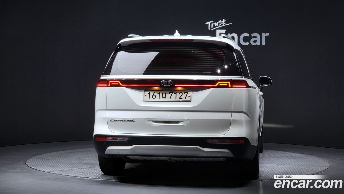 Kia Canival 2021
