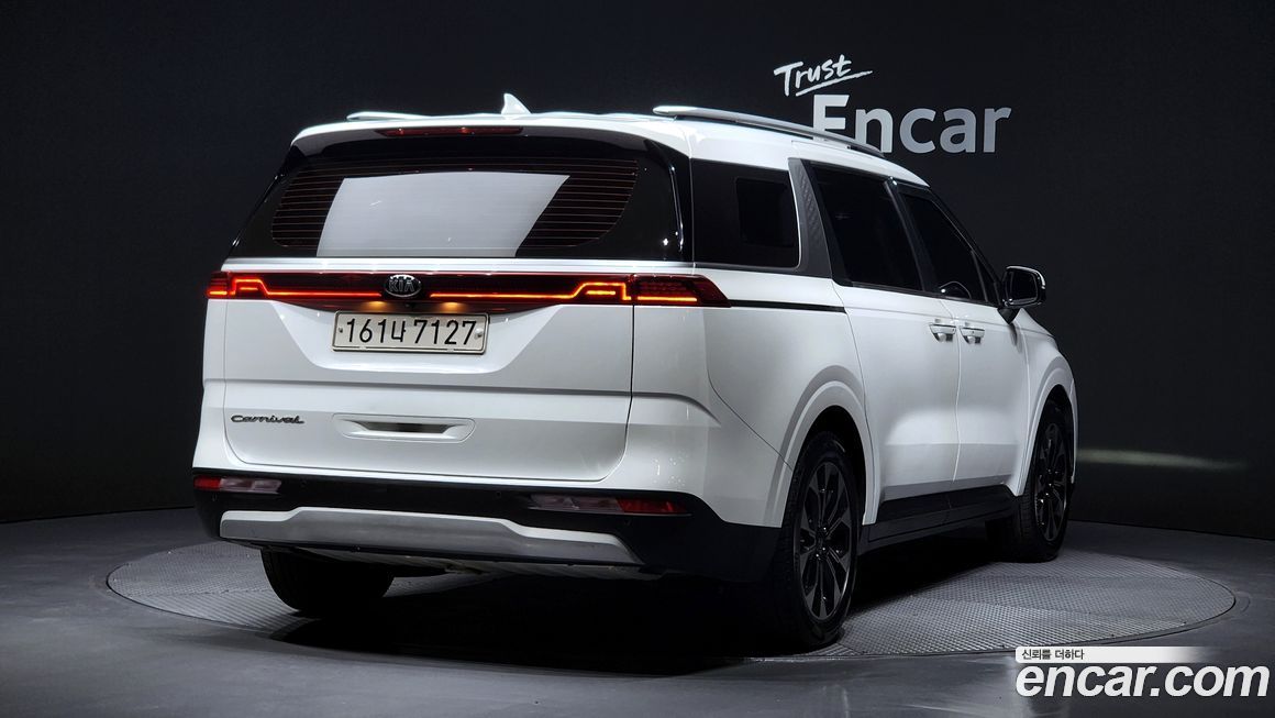 Kia Canival 2021
