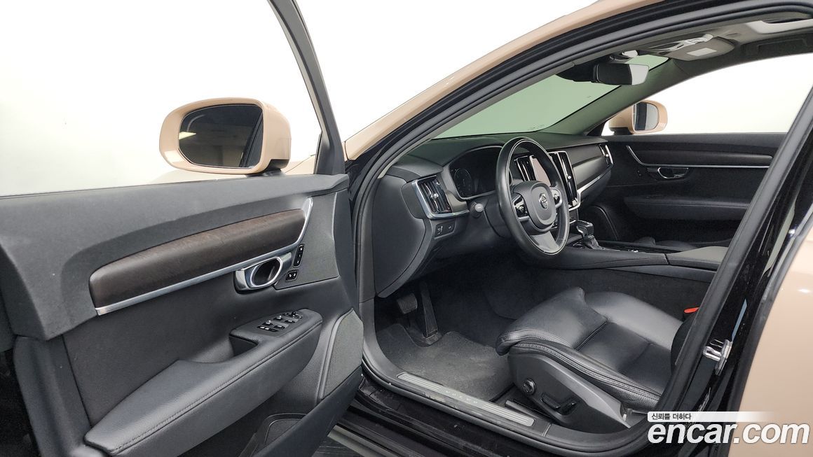 Volvo V90 2017