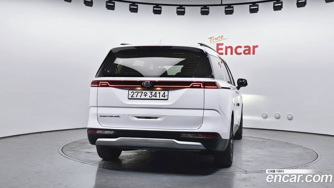 Kia Canival 2021