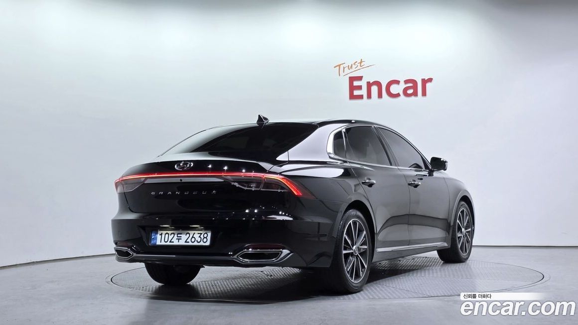 Hyundai Grandeur 2022