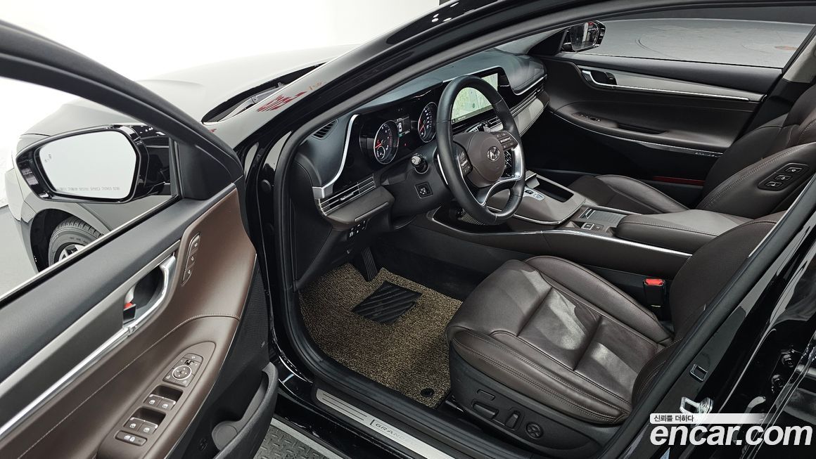 Hyundai Grandeur 2021