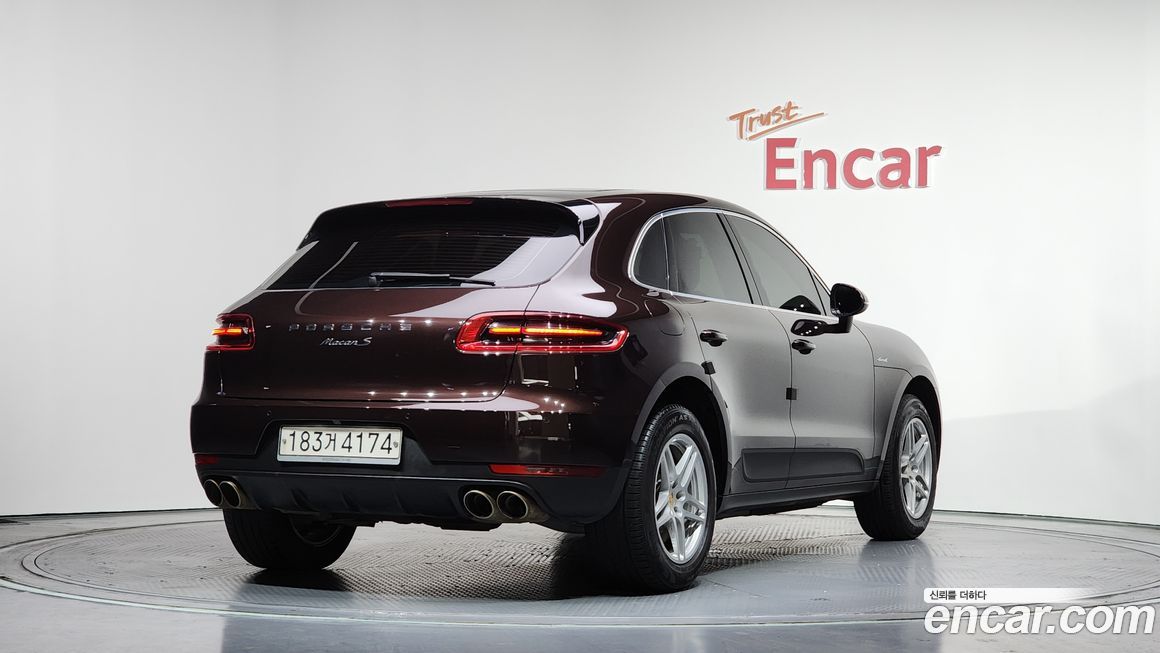 Porsche Macan 2017
