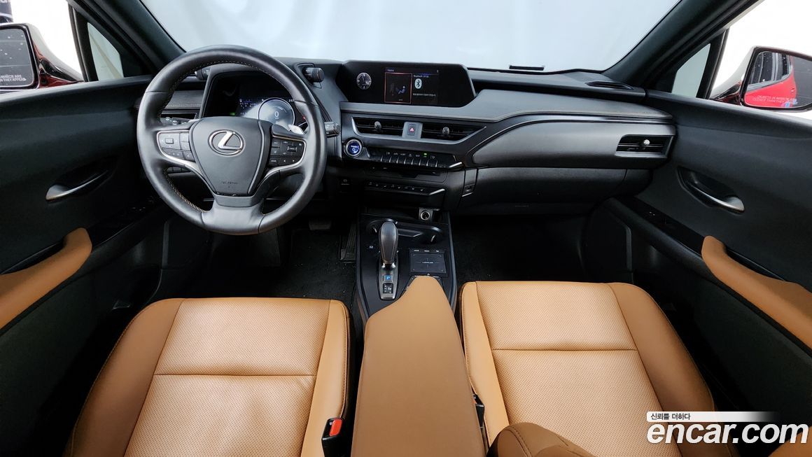 Lexus UX 2022