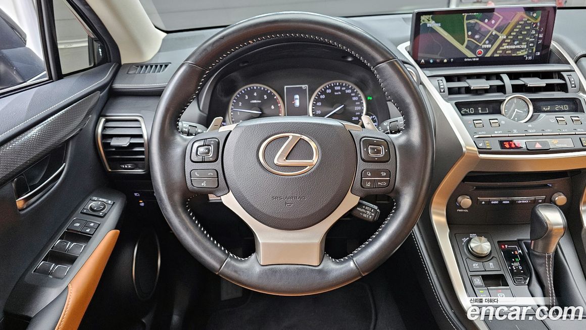 Lexus NX 2020
