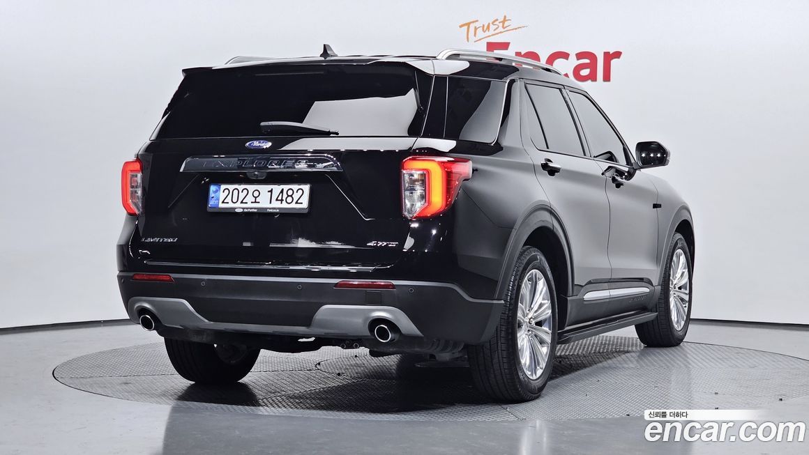 Ford Explorer 2022