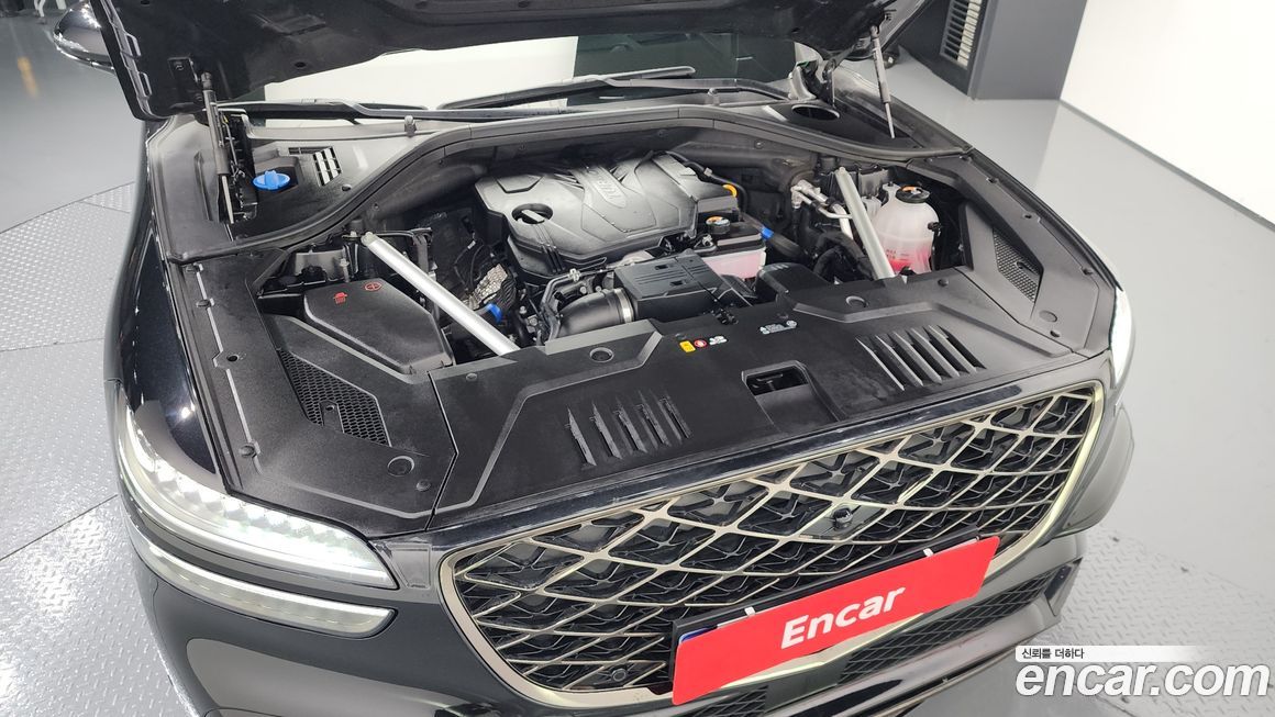 Genesis GV70 2025