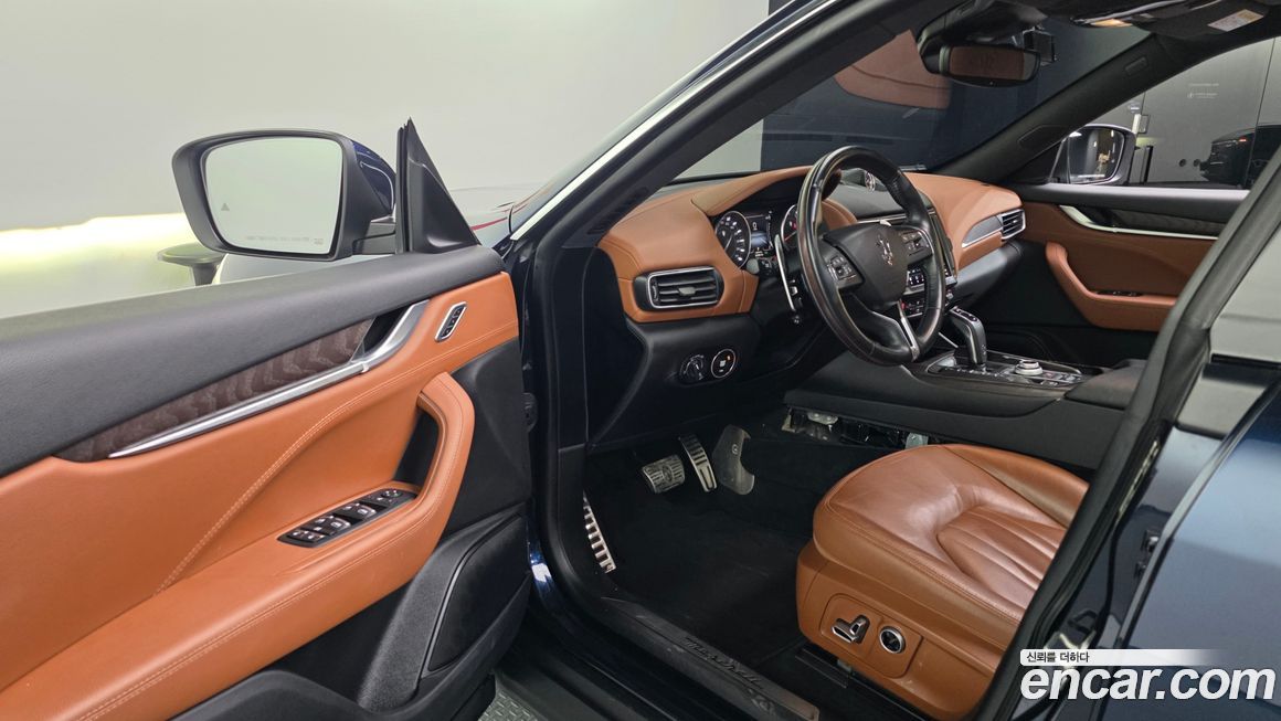 Maserati Levante 2022