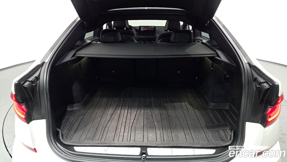 BMW Gran Turismo 2022