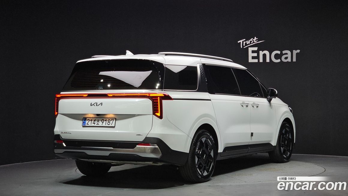 Kia Canival 2025