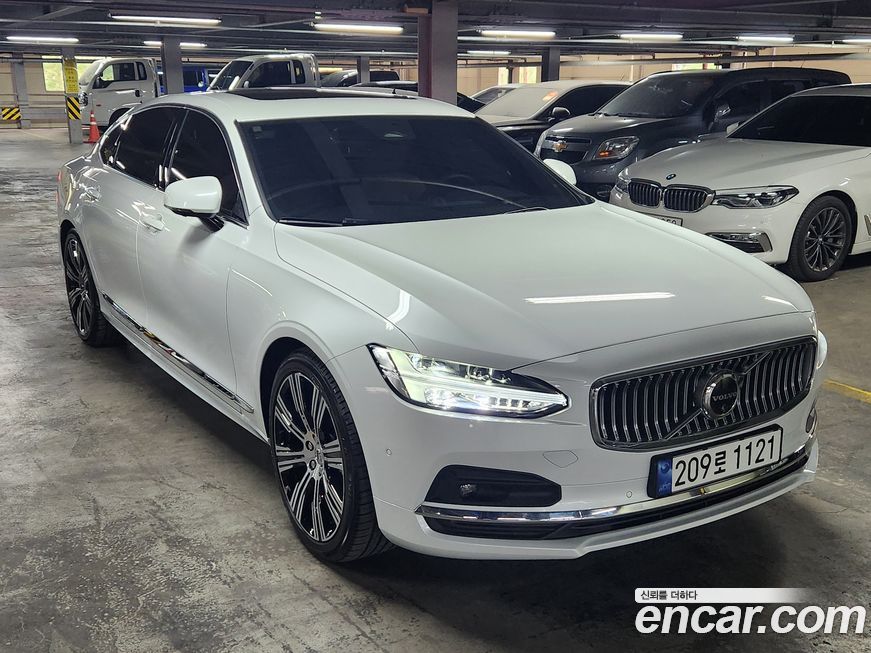 Volvo S90 2024