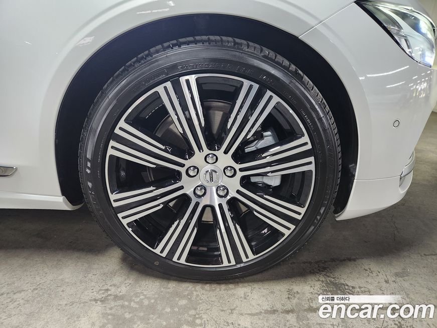 Volvo S90 2024