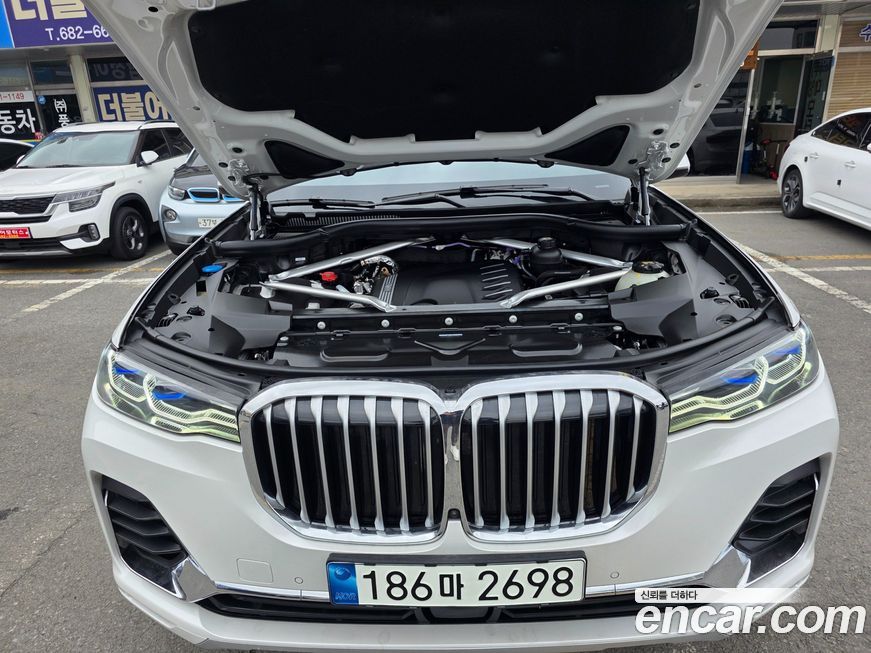 BMW X7 2022