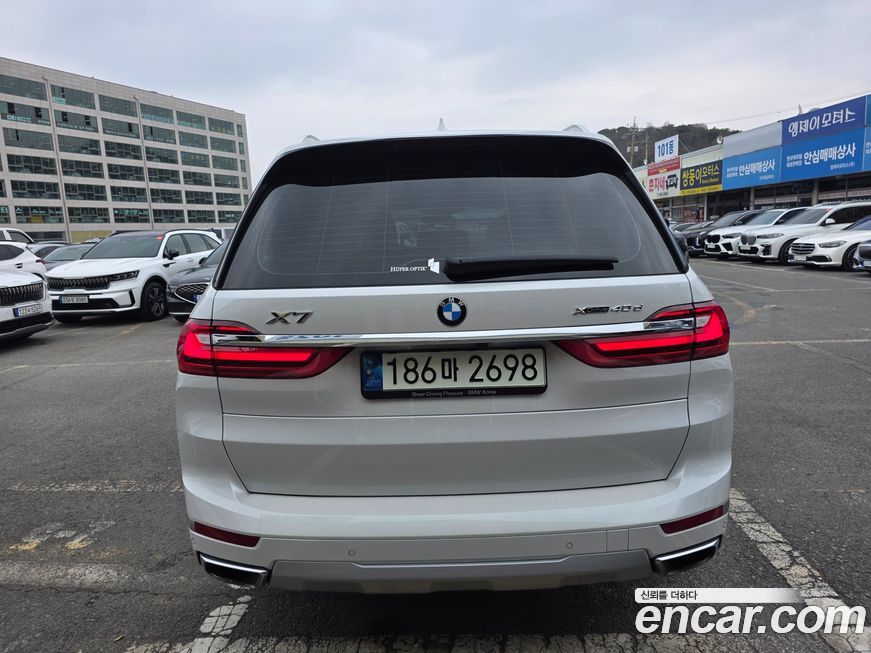 BMW X7 2022