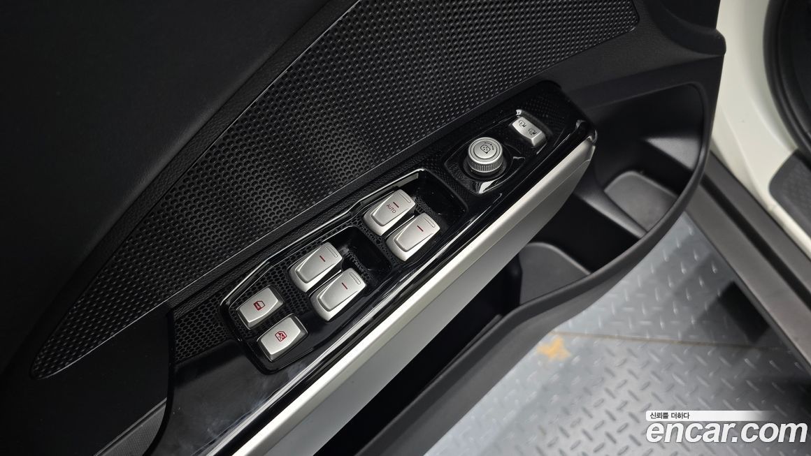 KG_Mobility_Ssangyong TIBOLI 2016