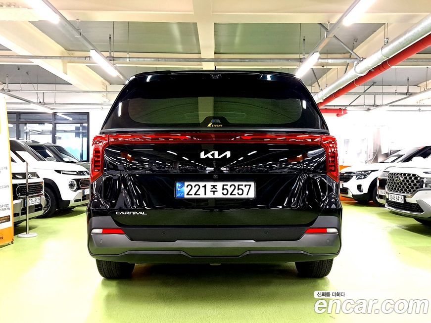 Kia Canival 2024