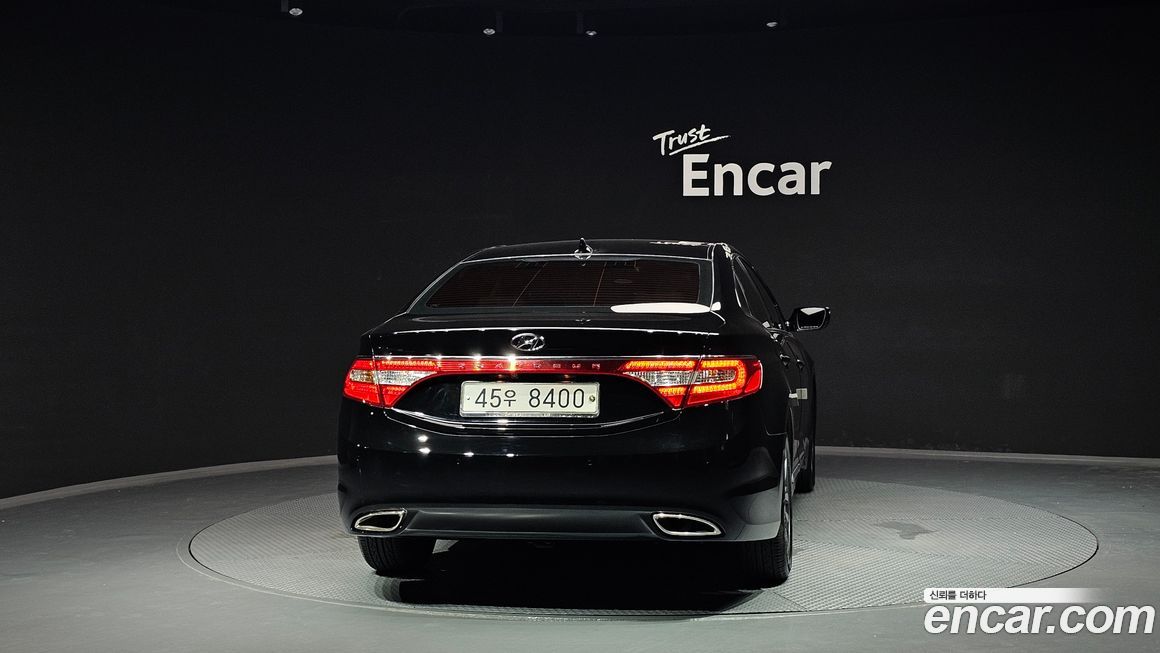 Hyundai Grandeur 2011