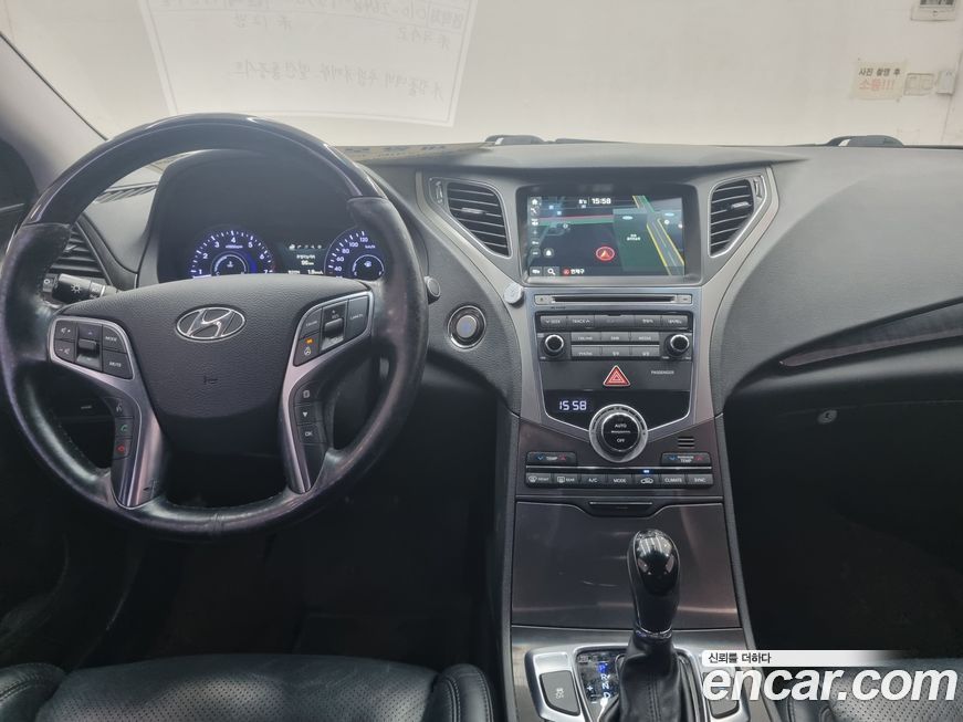 Hyundai Grandeur 2015