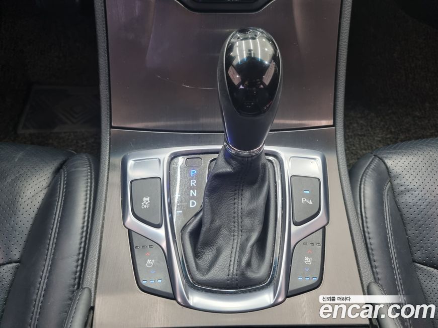 Hyundai Grandeur 2015