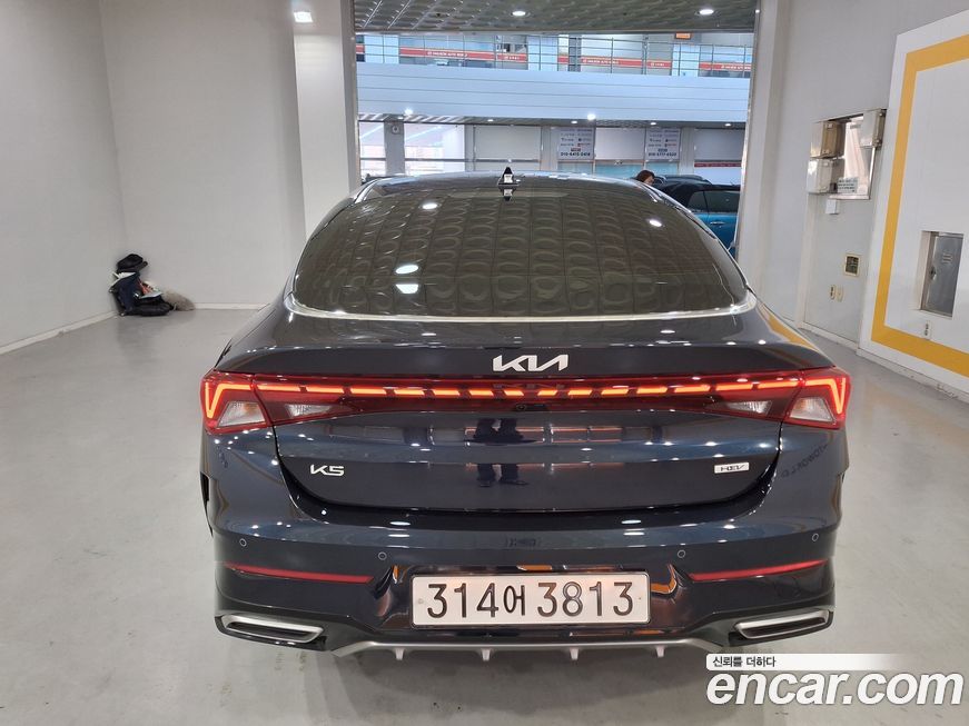 Kia K5 2023