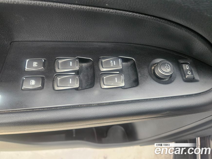 KG_Mobility_Ssangyong Rexton 2020