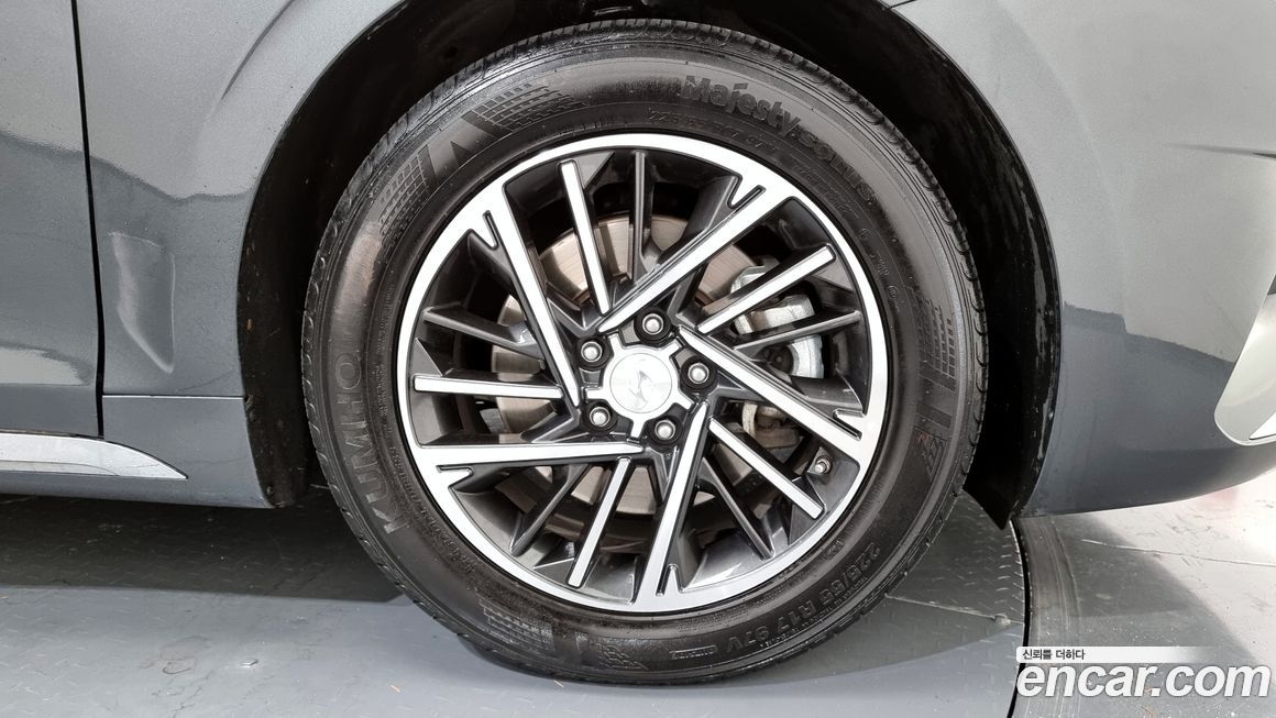 Hyundai Grandeur 2021