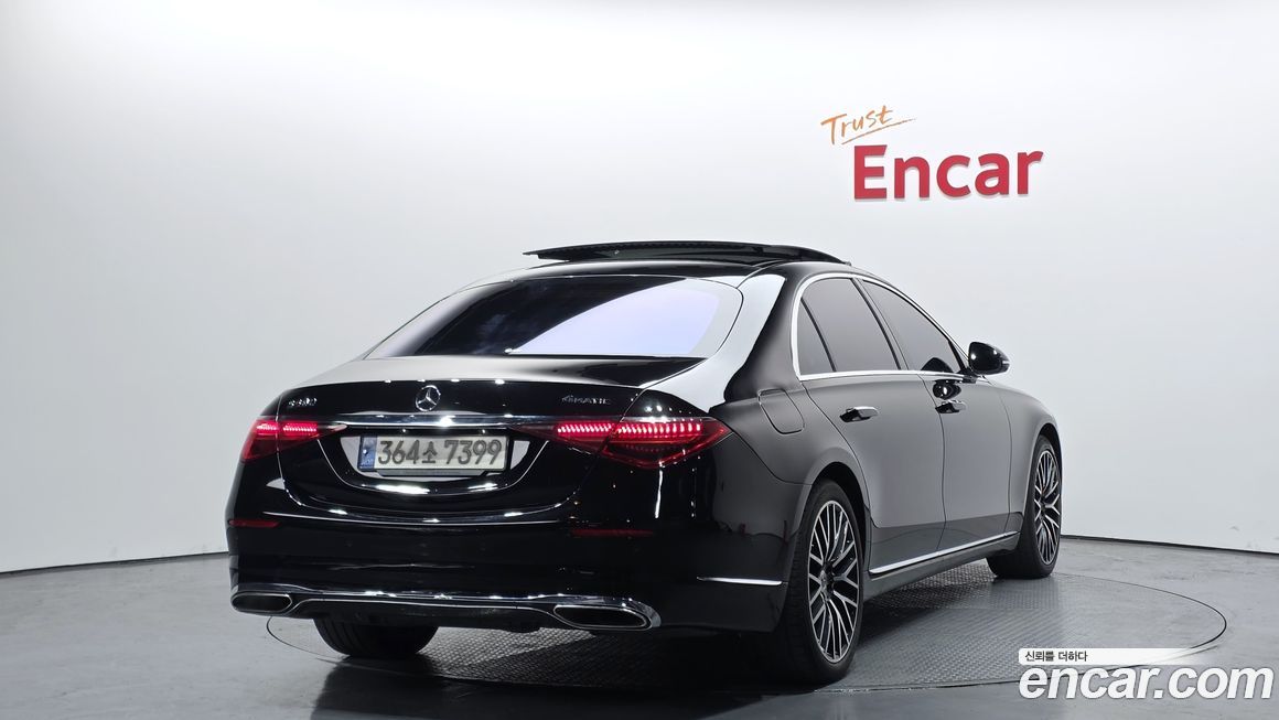 Mercedes-Benz S-Class 2022