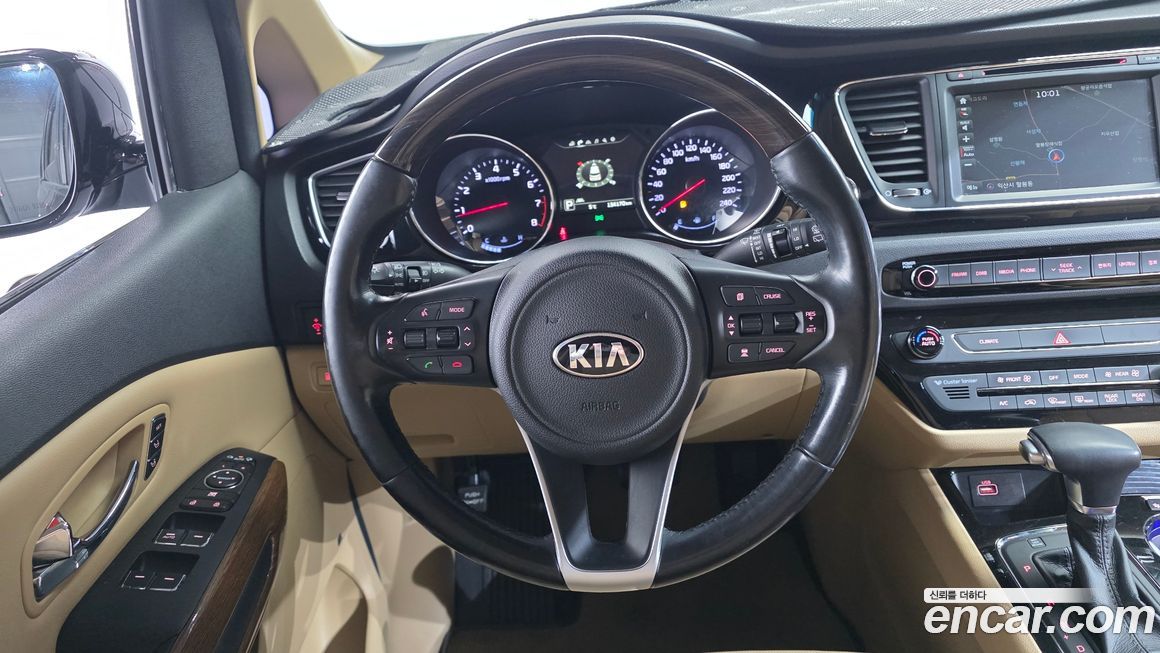 Kia Canival 2017