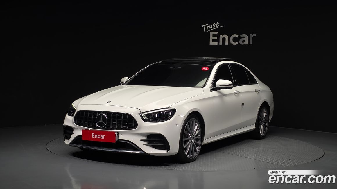 Mercedes-Benz E-Class 2022
