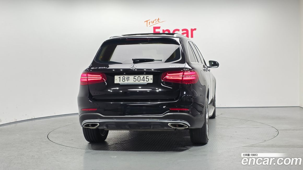 Mercedes-Benz GLC-Class 2019
