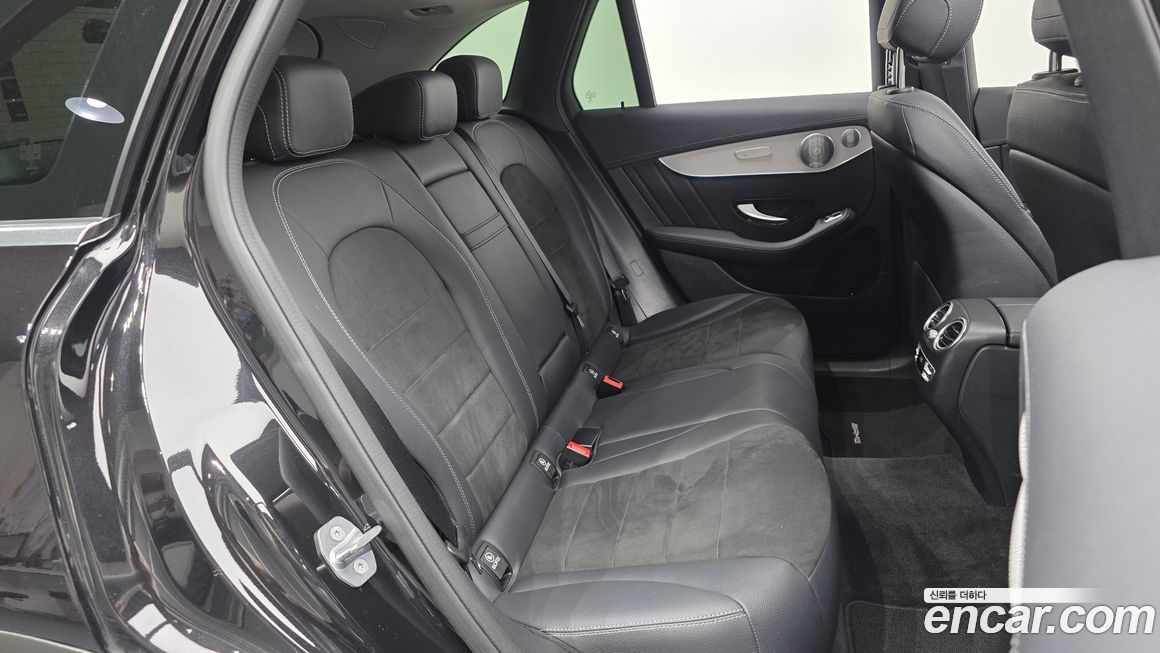 Mercedes-Benz GLC-Class 2019