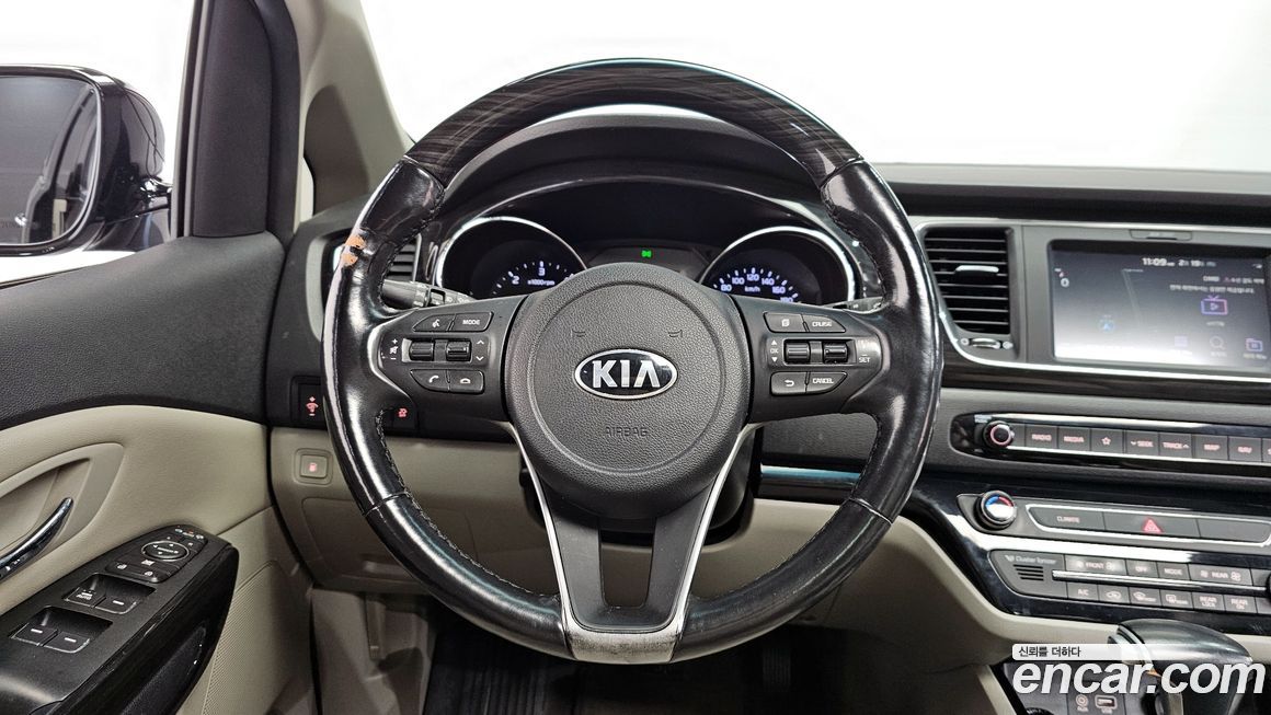 Kia Canival 2019