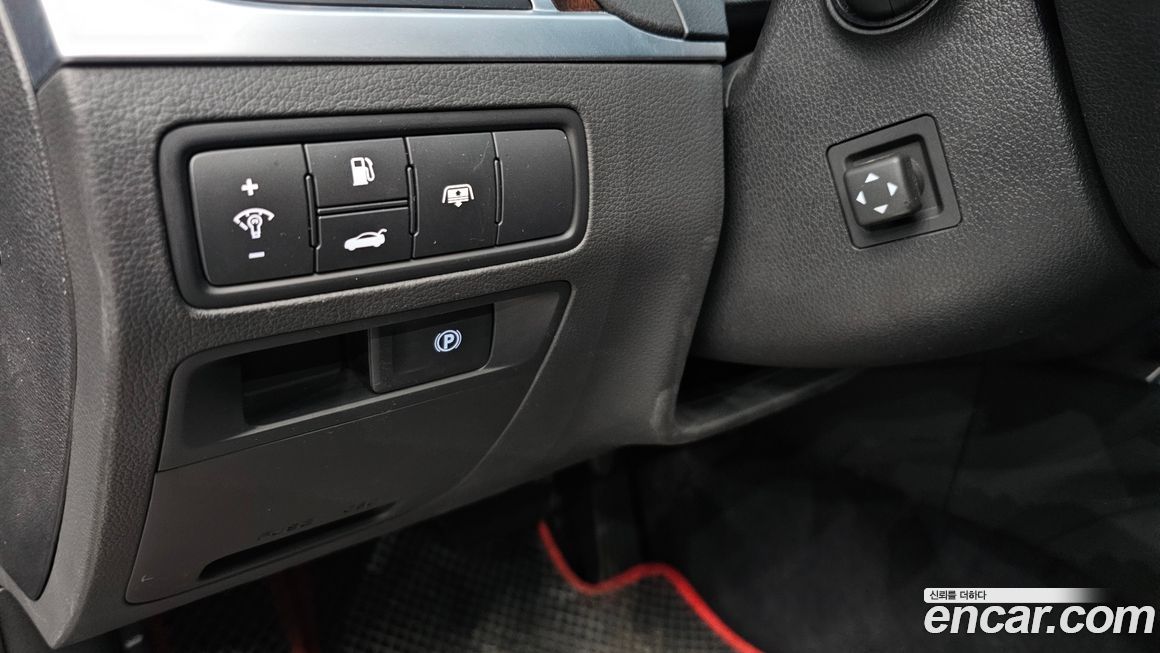 Hyundai Genesis 2016